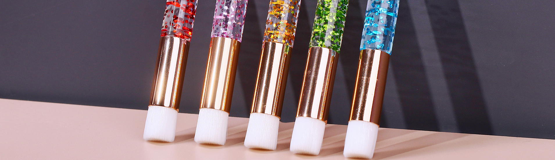 Professional Eyelash Brushes Supplier