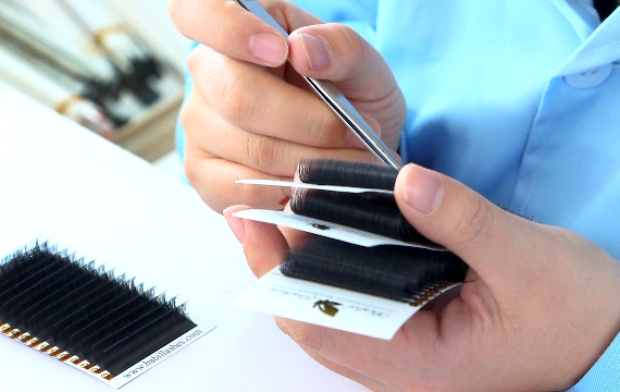 Custom Camellia lash extensions