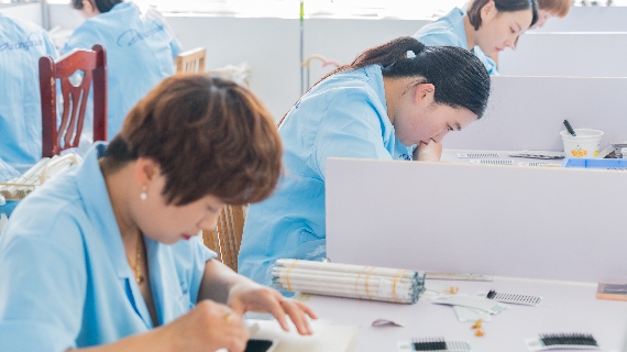 Why Choose Dancingswan Light Brown Lash Extensions Supplier